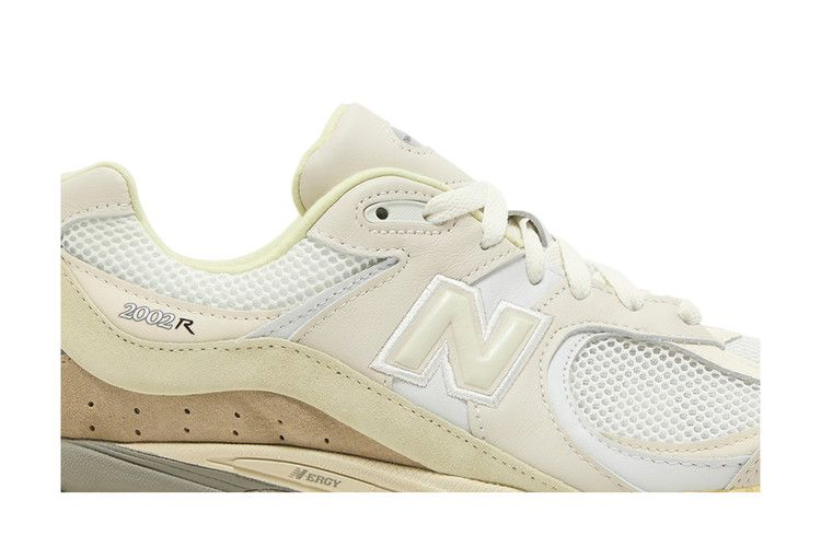 Кроссовки AURALEE x New Balance 2002R 'White'