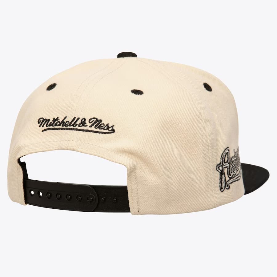 Mitchell-Ness-Off-White-Houston-Astros-Cooperstown-Collection-Snapback-Hat-1