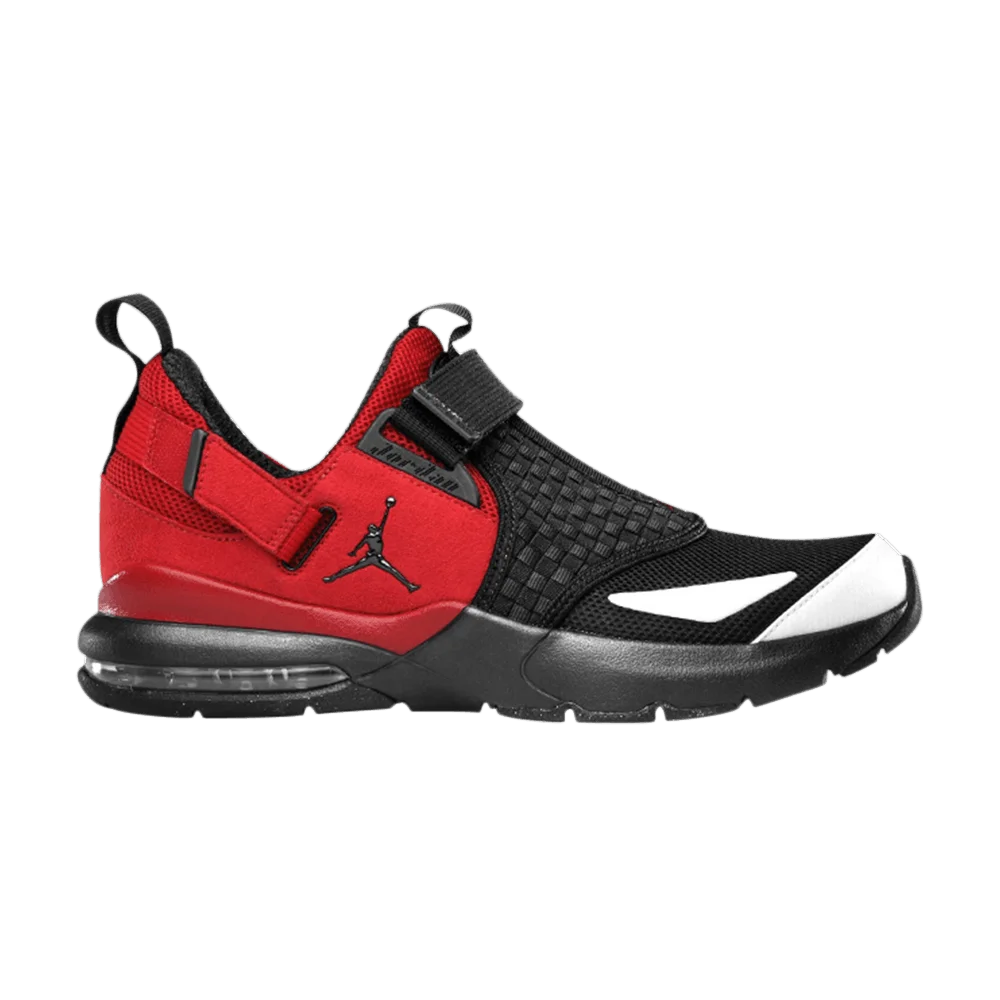 Krossovki-Air-Jordan-Trunner-LX-2011