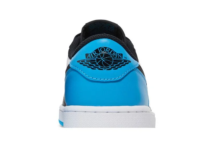 Кроссовки Air Jordan 1 Retro Low OG 'UNC'