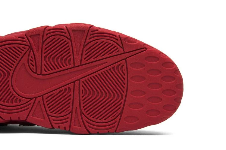 Кроссовки Nike Air More Uptempo QS 'Chicago'