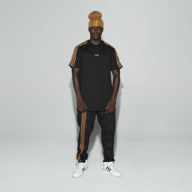 Футболка adidas Ivy Park 3-Stripes Tee (Gender Neutral) Black