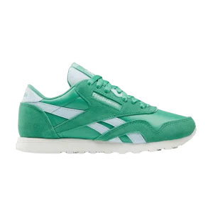 wmns-classic-nylon-upgrade-green-100239365-300x300