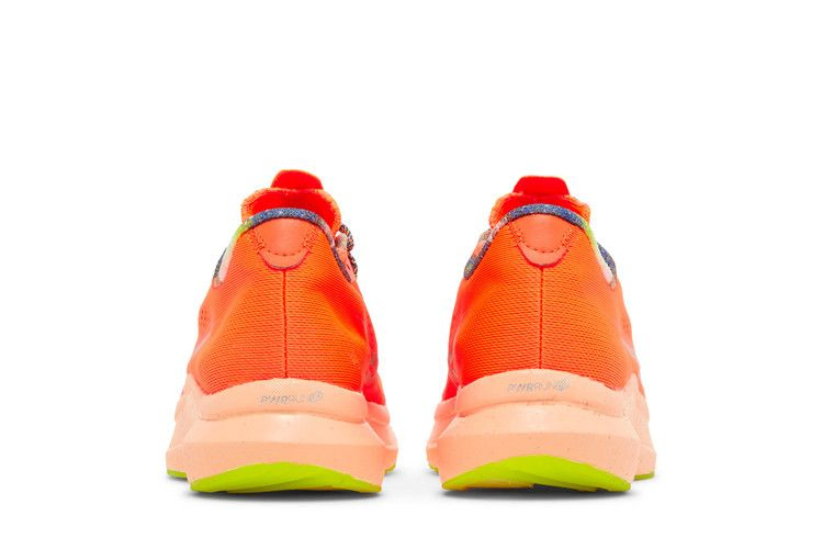 Кроссовки Saucony Wmns Endorphin Pro 2 'Campfire Story'