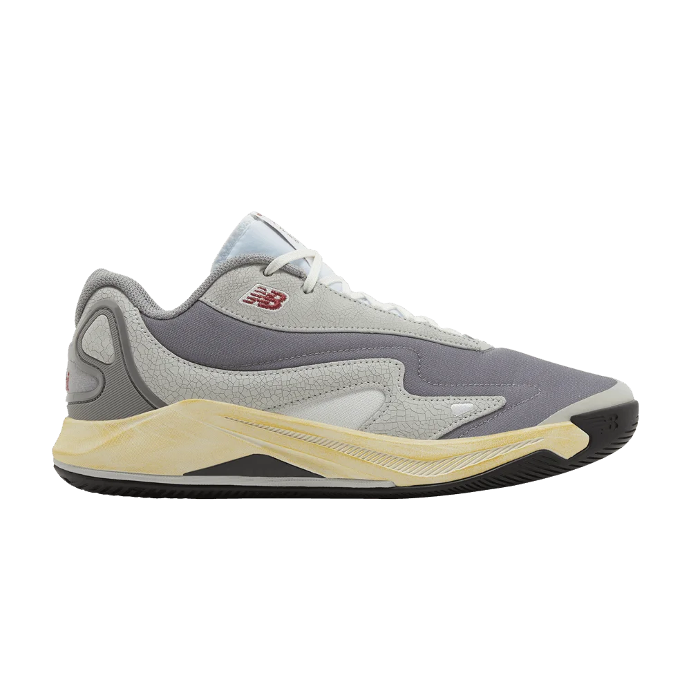 Krossovki-New-Balance-KAWHI-4-Grey-Day-2024