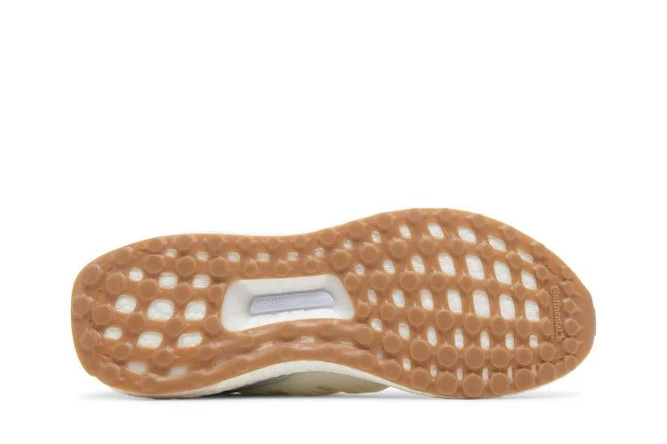 Кроссовки Adidas Wmns UltraBoost 1.0 'Off White Gum'