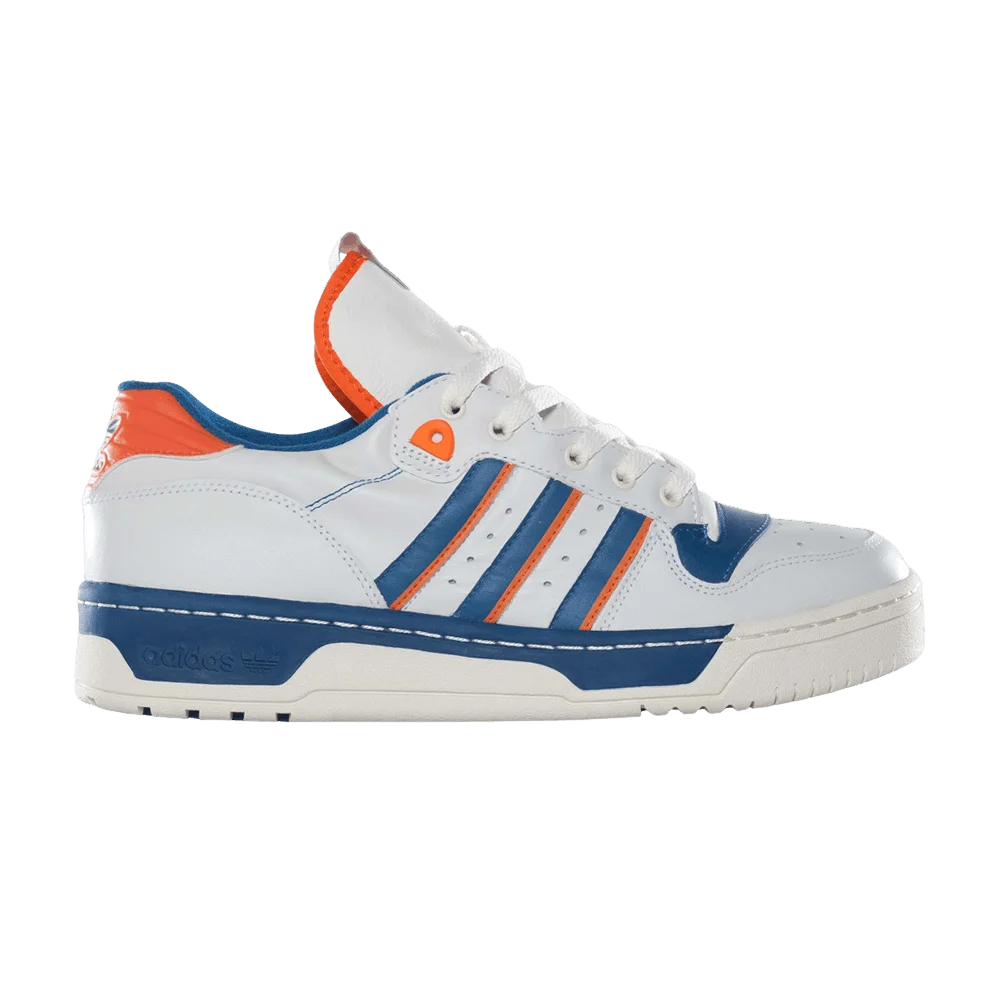 Krossovki-Adidas-Rivalry-Low-Consortium-Knicks