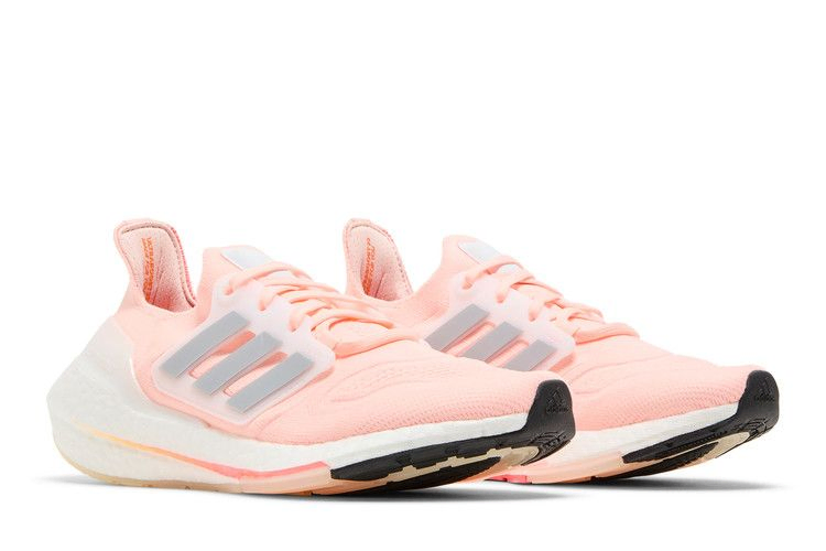 wmns-ultraboost-22-clear-orange-hr1030_07