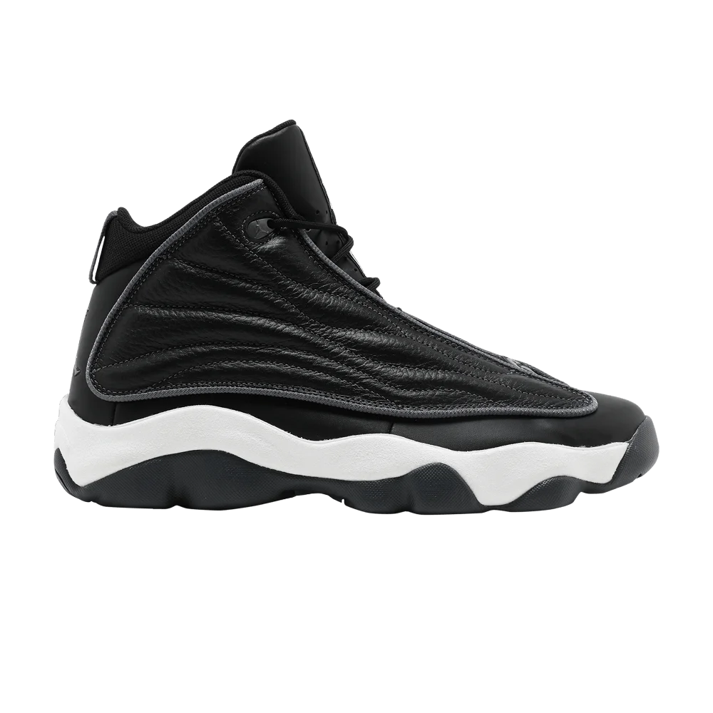 Krossovki-Air-Jordan-Pro-Strong-Black-White