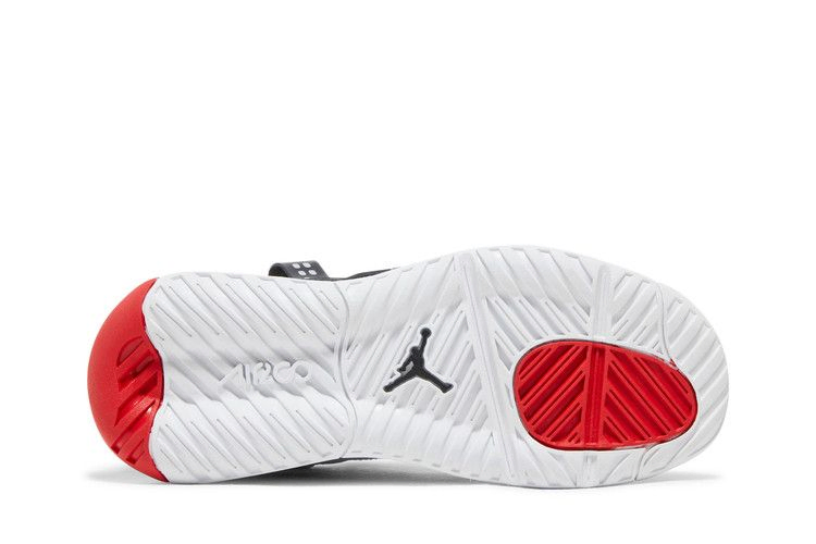 Кроссовки Air Jordan MA2 GS 'Light Smoke Grey University Red'