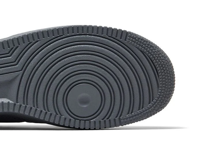Кроссовки Kobe Bryant x Nike Air Force 1 Low 'Cool Grey'