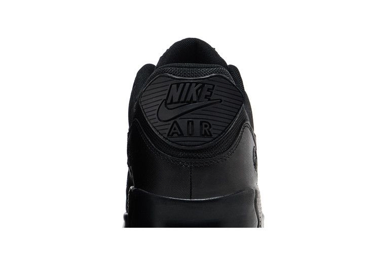 Кроссовки Nike Air Max 90 Essential 'Triple Black'