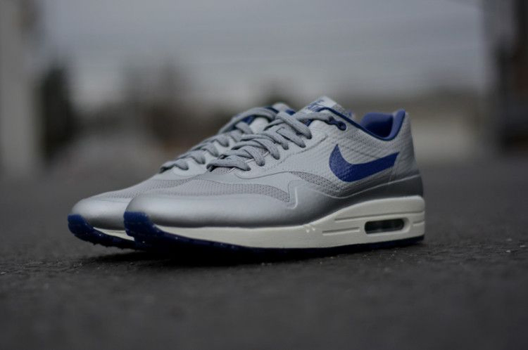 air-max-1-hyp-qs-633087-004_01