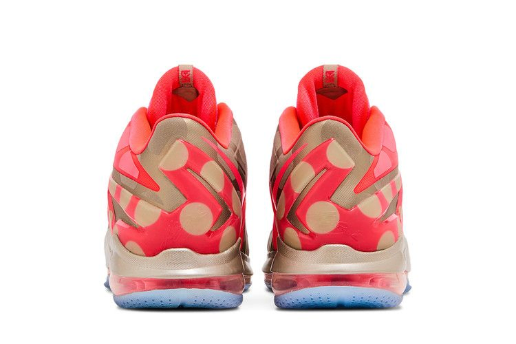 Кроссовки Nike LeBron 11 Low 'Maison Collection'
