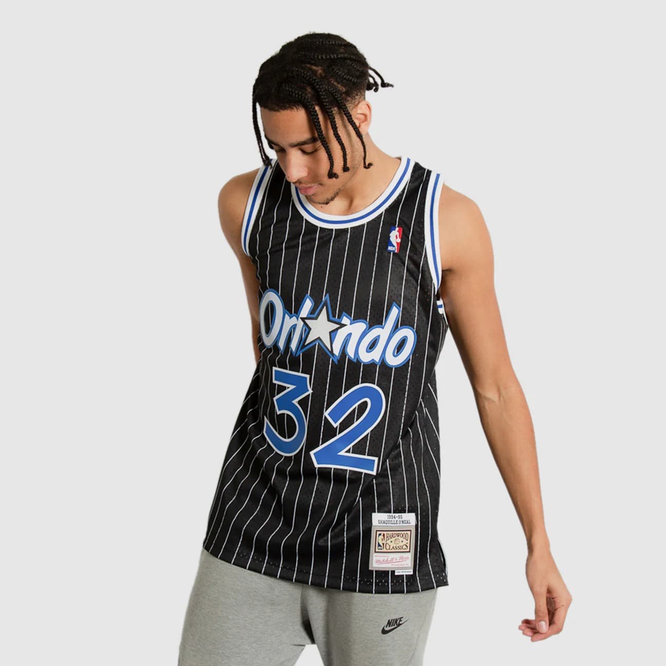 Баскетбольная джерси 1994-95 Orlando Magic Shaquille O’Neal #32 Swingman Hardwood Classics Black Pinstripes Jersey