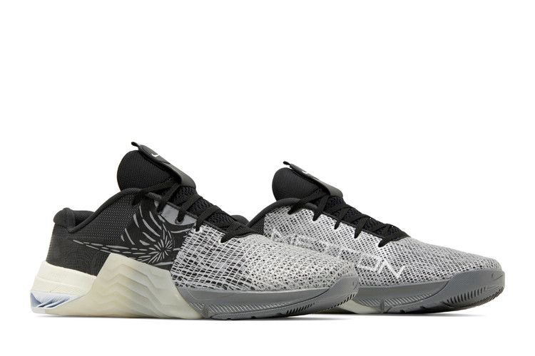metcon-8-amp-dark-smoke-grey-dq4675-001_07