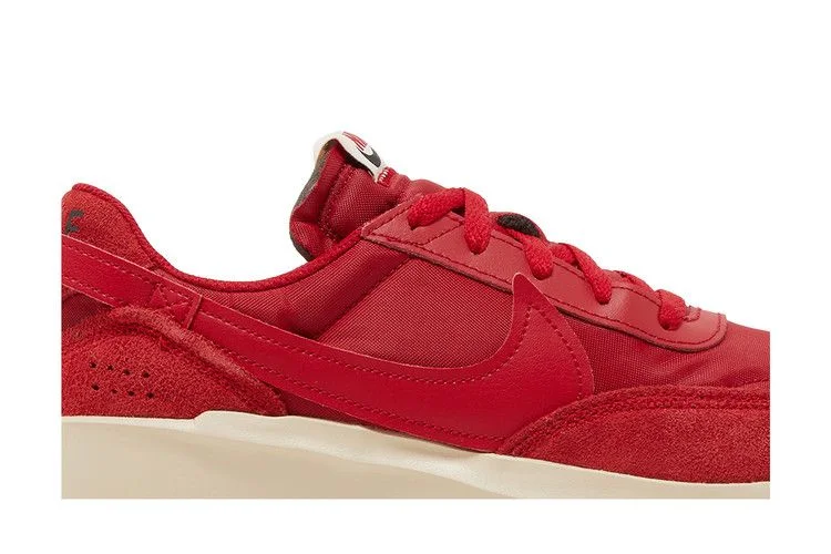 Кроссовки Nike Wmns Waffle Debut 'Gym Red'