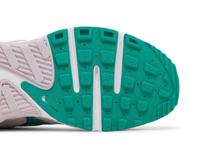 wmns-air-max-excee-pure-platinum-doll-dx3315-043_04
