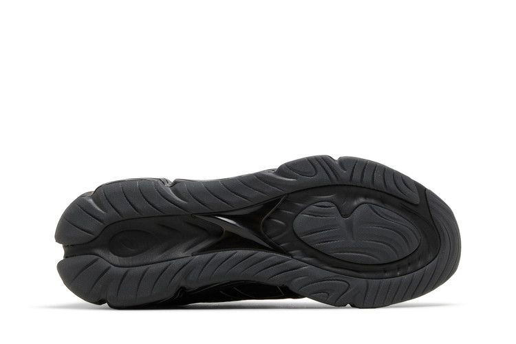 gel-quantum-360-8-black-white-1203a305-001_03