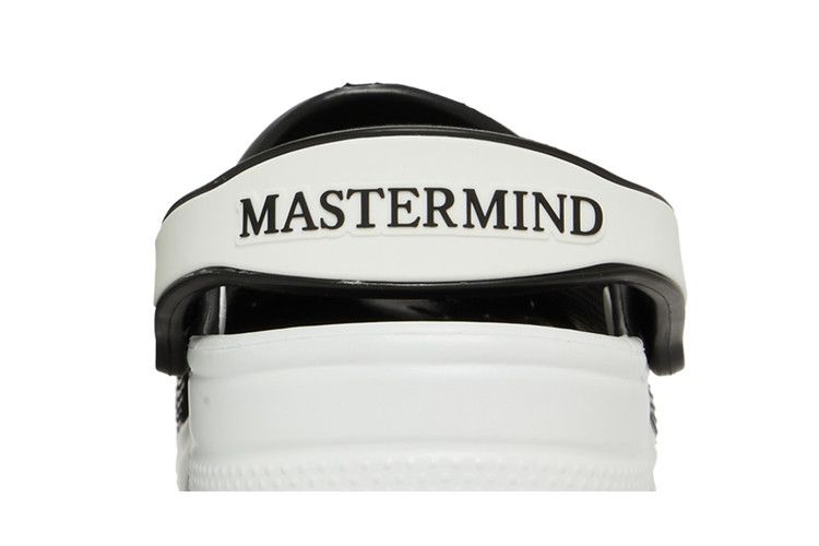 Кроссовки Crocs Mastermind Japan x Classic Clog 'Black White'