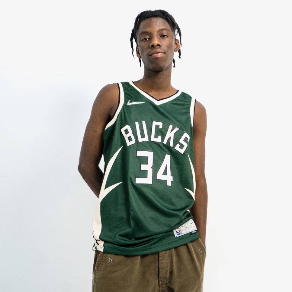 Nike-Giannis-Antetokounmpo-Milwaukee-Bucks-2021-Earned-Edition-NBA-Swingman-Jersey-2