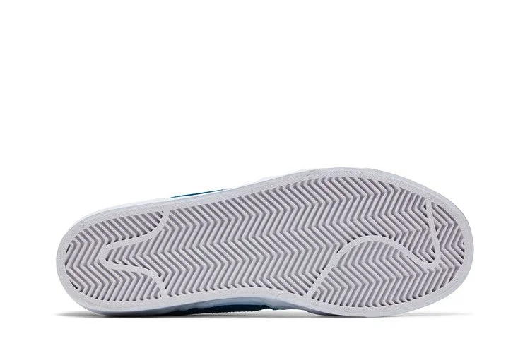 Krossovki-Nike-Wmns-Zoom-Pogo-Plus-Premium-SB-Green-Abyss-3