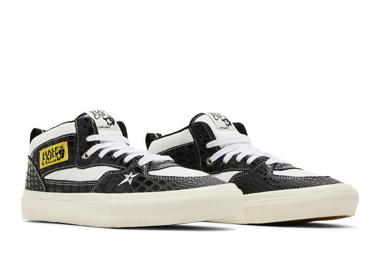 carpet-company-x-skate-half-cab-dragon-skin-black-carpethalfcab-blk_07