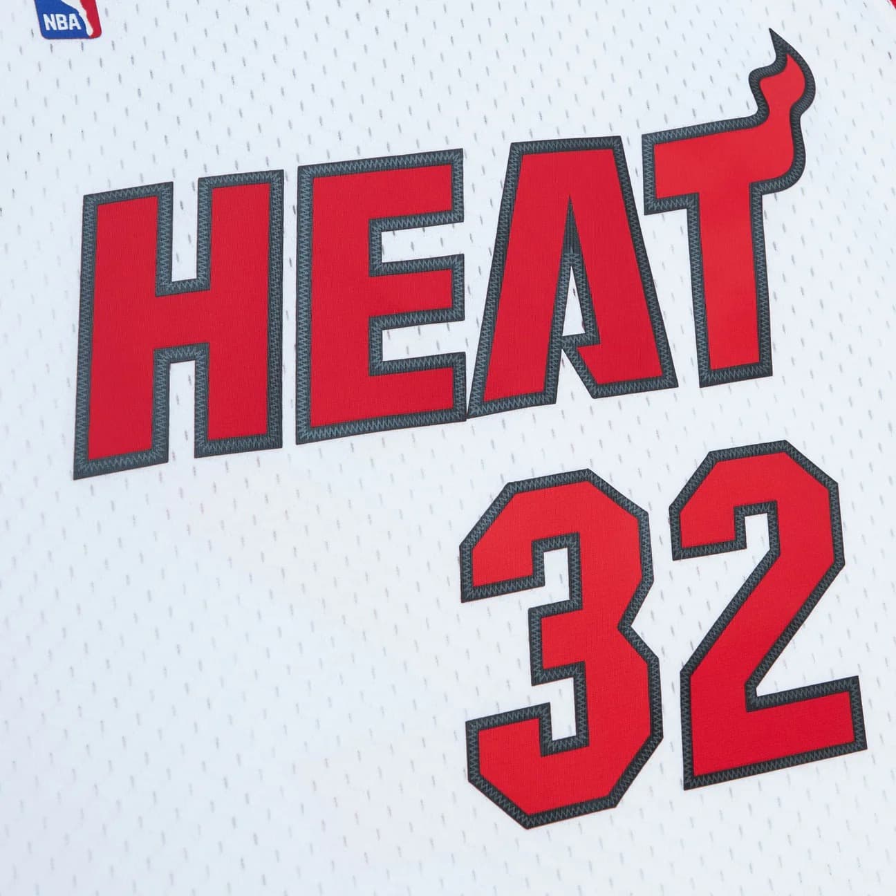 Баскетбольная джерси 2005-06 Miami Heat Shaquille O’neal #32 Swingman Hardwood Classic White Jersey