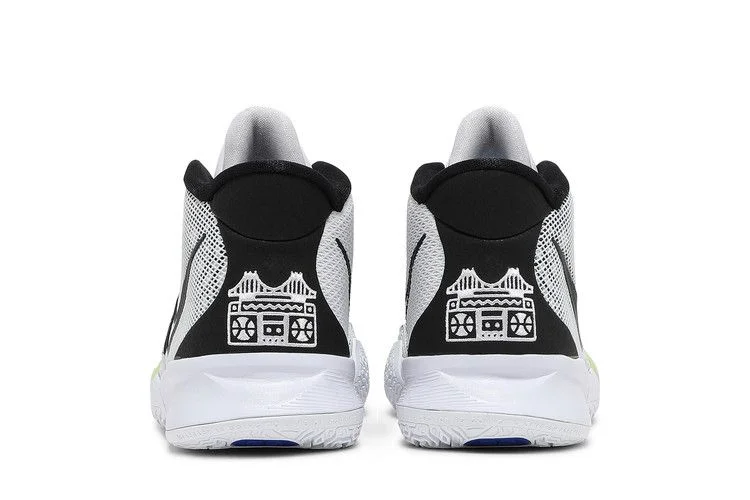 Кроссовки Nike Kyrie 7 GS 'Hip-Hop'