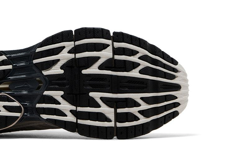 Кроссовки Mizuno Wave Prophecy LS 'Silver Cloud Black'
