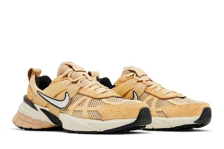 Krossovki-Nike-Wmns-V2K-Run-Sesame-7