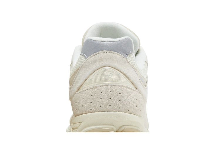 Кроссовки New Balance 2002R 'Calm Taupe'