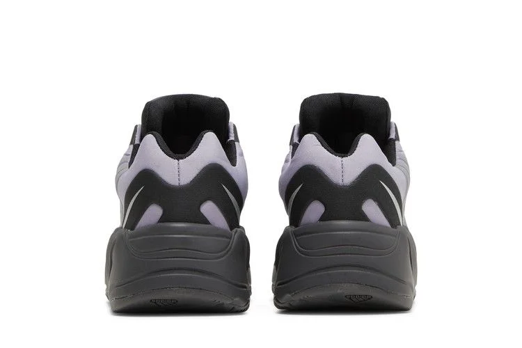 Кроссовки adidas Yeezy Boost 700 MNVN I 'Geode'