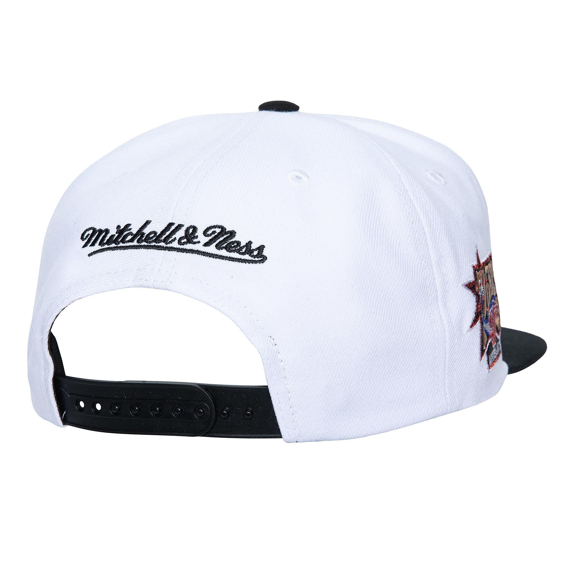 Бейсболка Mitchell & Ness Logo Shine Snapback HWC Philadelphia 76ers