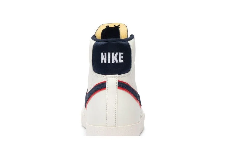 Кроссовки Nike Blazer Mid '77 Vintage 'City Pride Chicago'