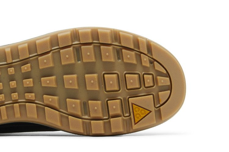 Кроссовки Nike Woodside 2 'Dark Gold Leaf'