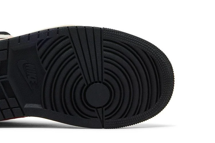 Кроссовки Wmns Air Jordan 1 Mid SE Edge 'Flight Club'