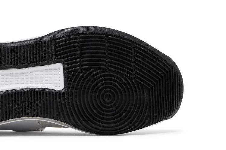 Krossovki-Nike-Air-Force-Max-19-TB-White-Black-4
