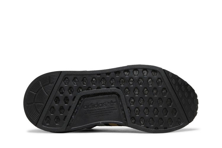 Кроссовки Adidas NMD_R1 'Black Gold Metallic'