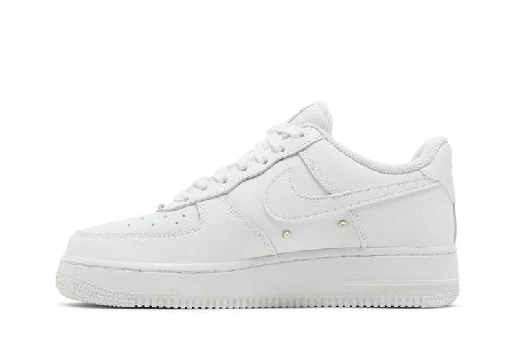 Кроссовки Nike Wmns Air Force 1 Low '07 SE 'Pearl White'