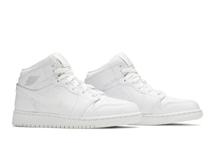 Krossovki-Air-Jordan-1-Mid-GS-White-Pure-Platinum-7