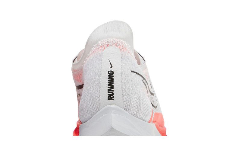 Кроссовки Nike ZoomX Streakfly 'White Flash Crimson'