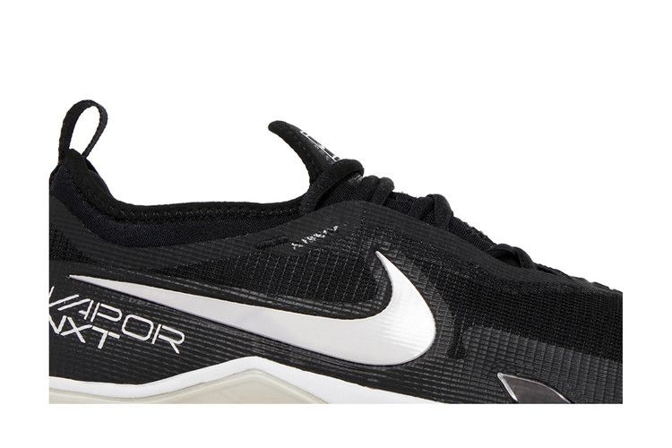 Кроссовки NikeCourt React Vapor NXT 'Black White'
