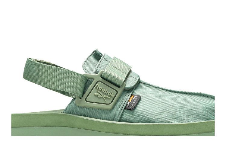 beatnik-sandal-ashen-green-fy2947_01