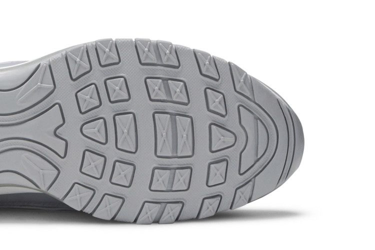 air-max-98-metallic-silver-bv6536-001_04