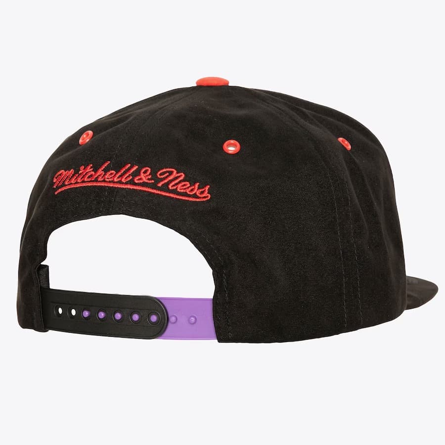 Mitchell-Ness-Black-Purple-Chicago-Bulls-Day-4-Snapback-Hat-1