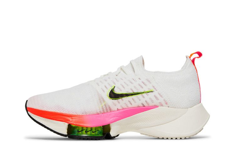 Кроссовки Nike Wmns Air Zoom Tempo NEXT% Flyknit 'Rawdacious'