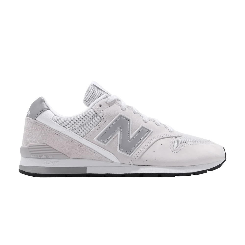 Krossovki-New-Balance-996-Ivory-White
