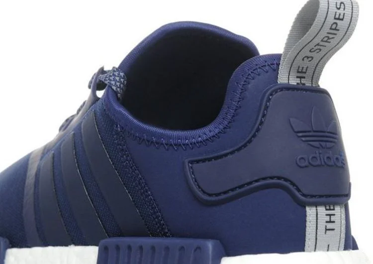 Krossovki-JD-Sports-x-adidas-NMD_R1-Sports-Blue-3