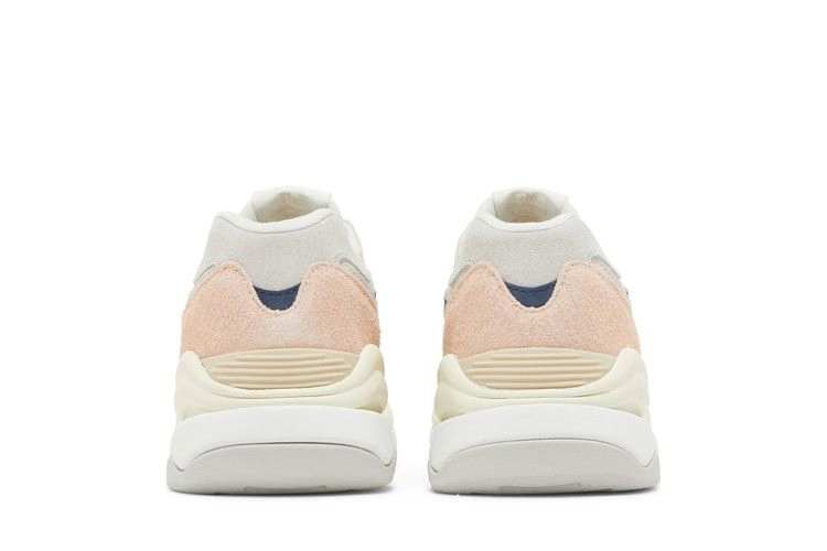 Кроссовки New Balance 57/40 'Sea Salt Vintage Rose'